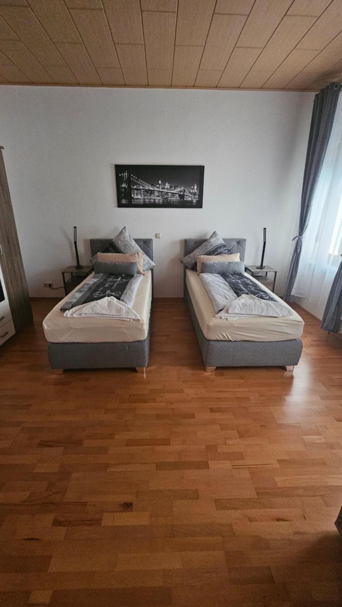Suite Toni Бернбург Екстериор снимка